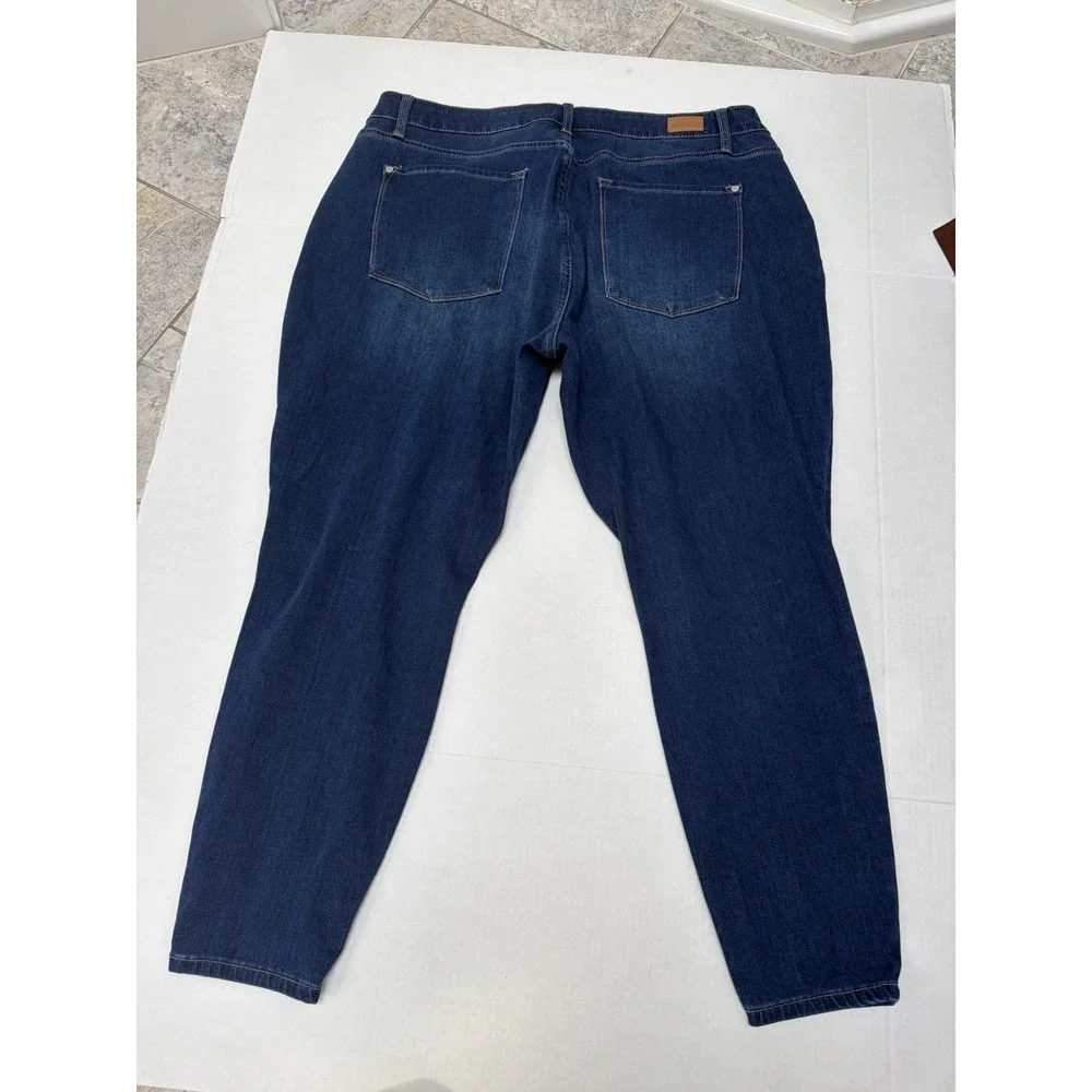 Judy Blue Mid-Rise Thermadenim Skinny Fit Dark Wash Jeans Size 22W Style #88113